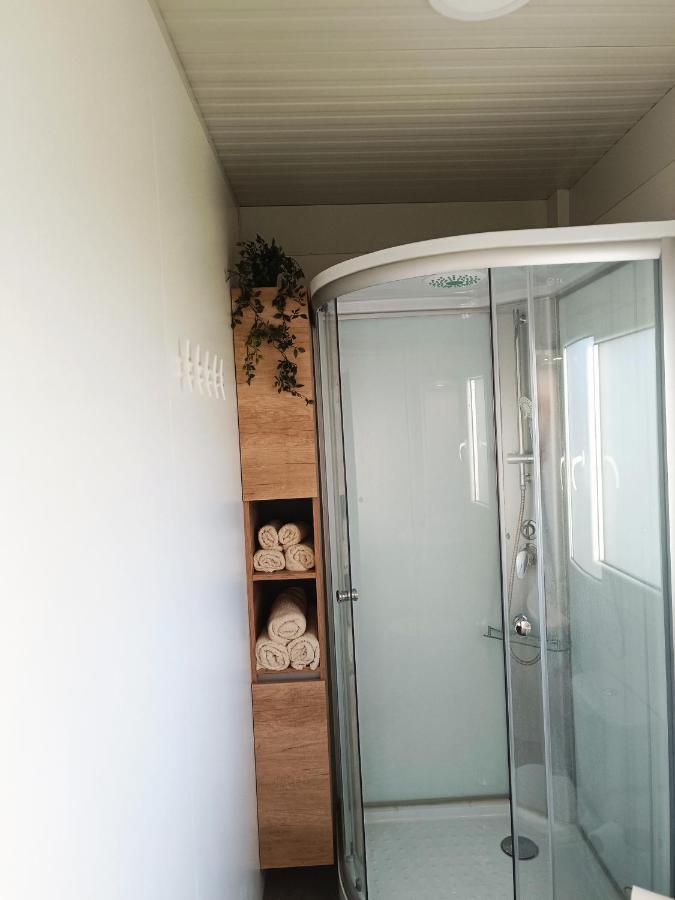 Mobile Home Vilmaris Pakoštane Buitenkant foto