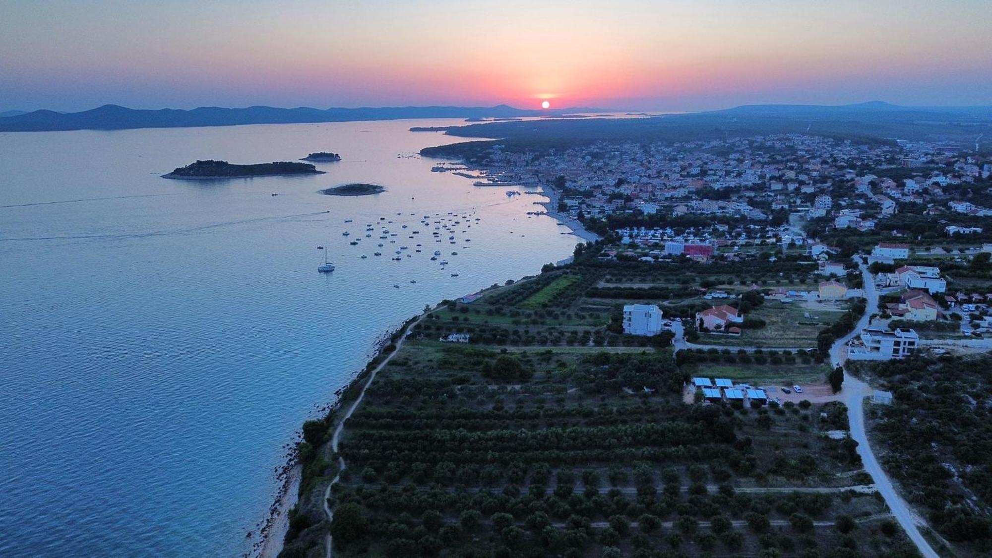 Mobile Home Vilmaris Pakoštane Buitenkant foto